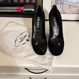 Prada Pumps